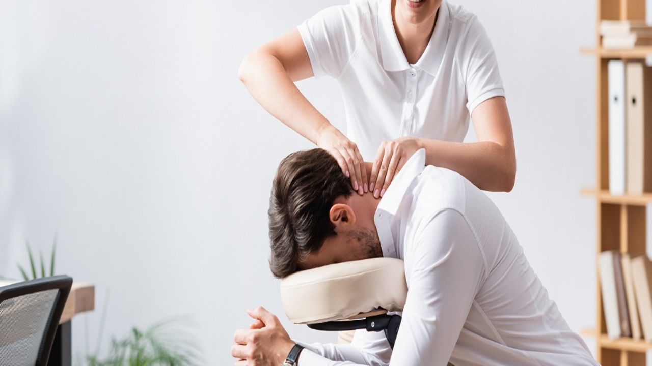 مدرک ماساژ فنی حرفه‌ای برای مهاجرت.